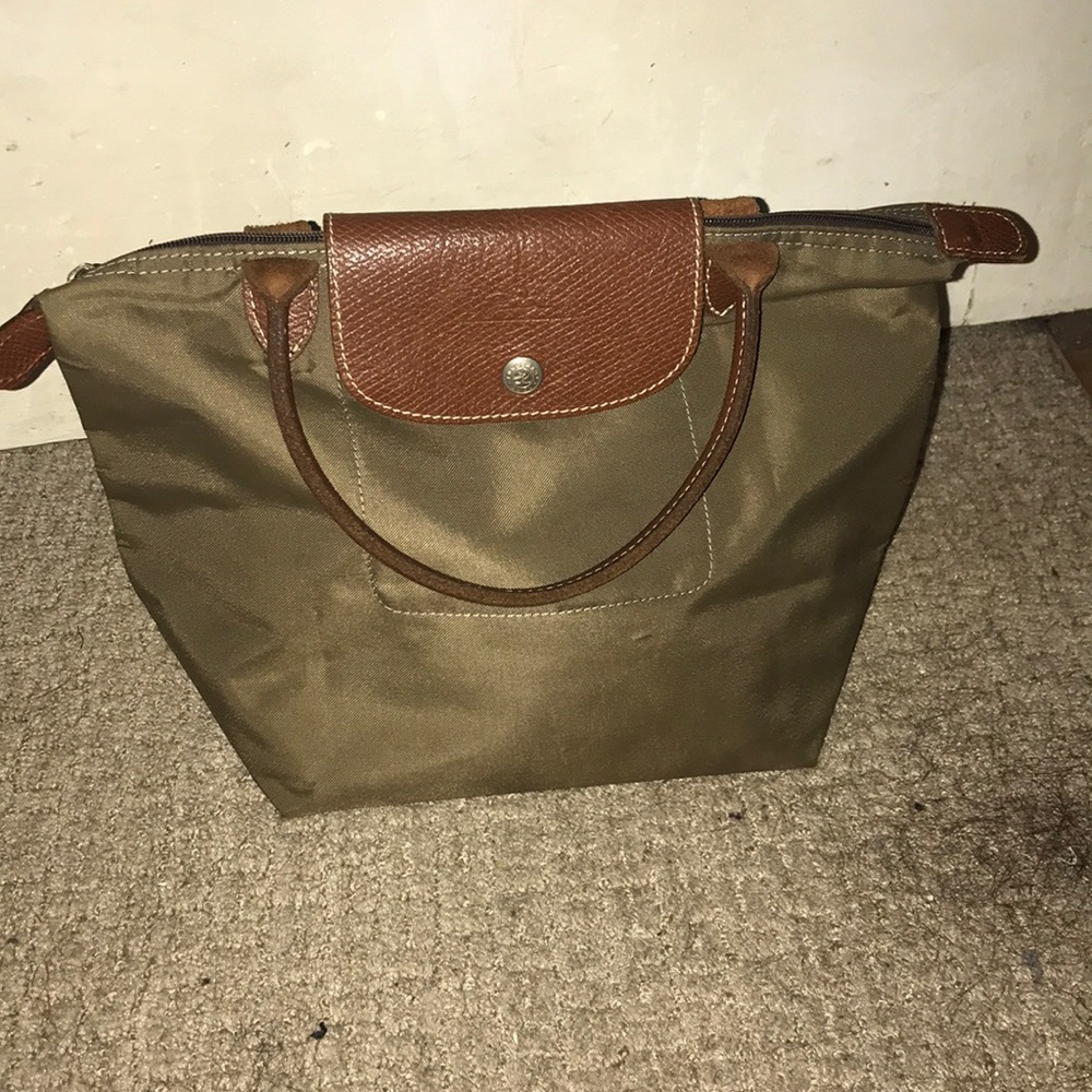 A handbag